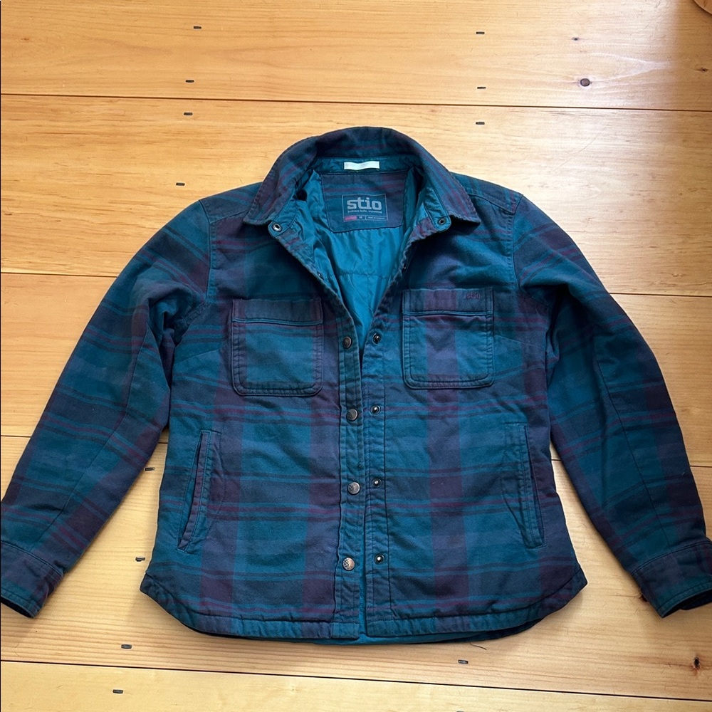 STIO W’s Buckhorn Insulated Shirt-Jacket with snaps, Medium